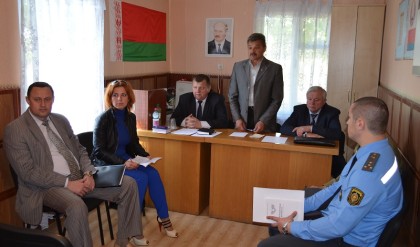 Во время встречи с населением  в Вишневском сельисполкоме