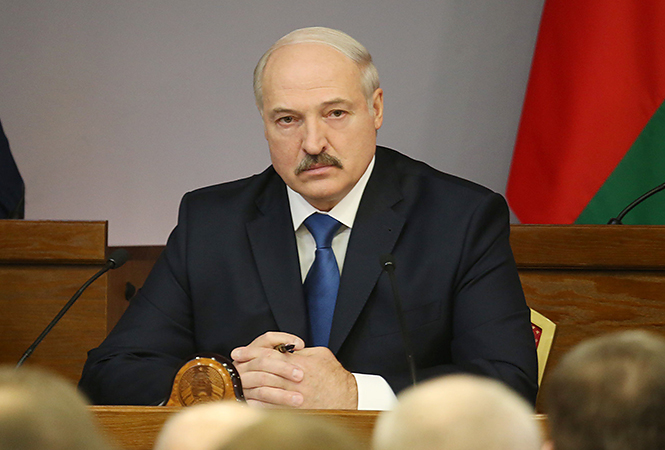 Лукашенко: меры правительства должны обеспечить устойчивое развитие