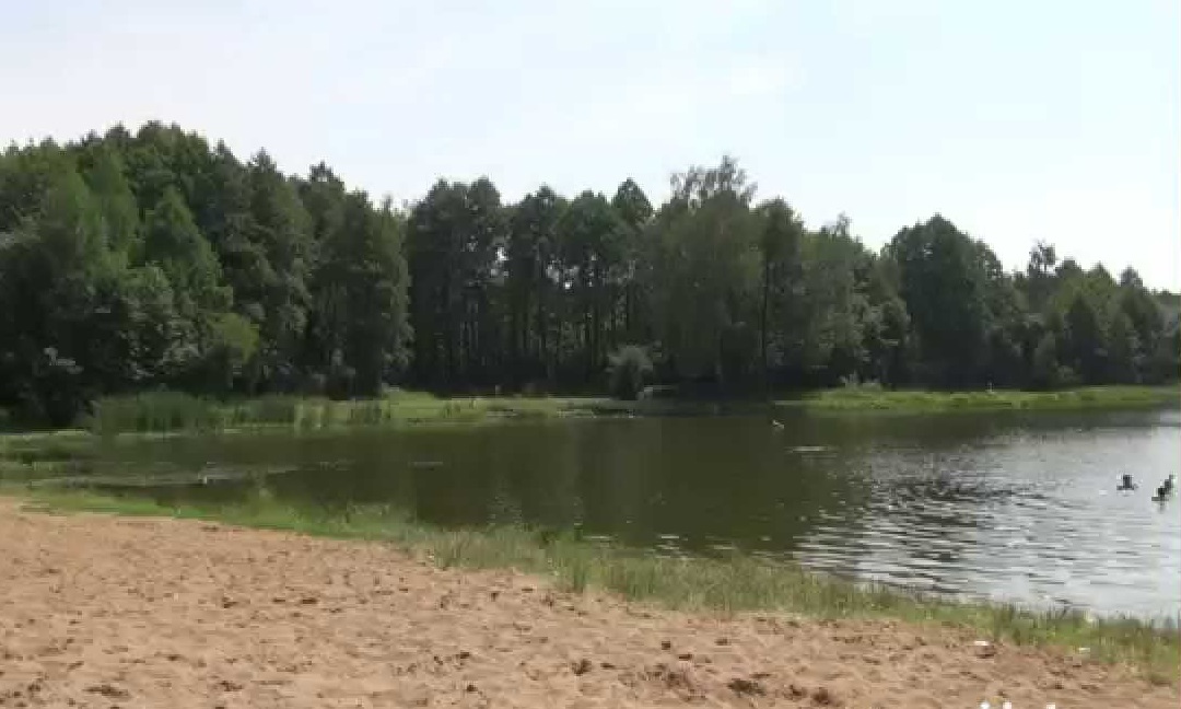 43-летний бобруйчанин утонул на частном озере в Дойничево
