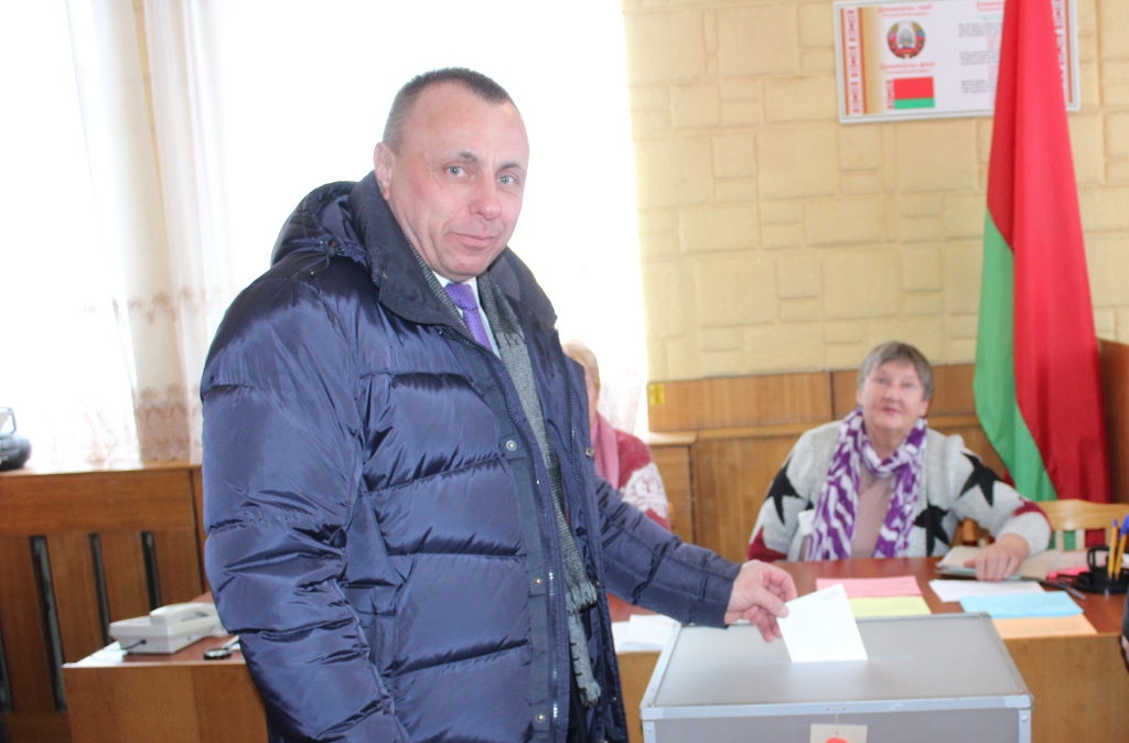 Как проходят на Бобруйщине выборы депутатов в местные Советы депутатов. Наш фоторепортаж