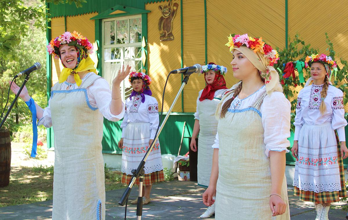 “Траецкі кірмаш”: наш фоторепортаж с праздника в деревне Петровичи