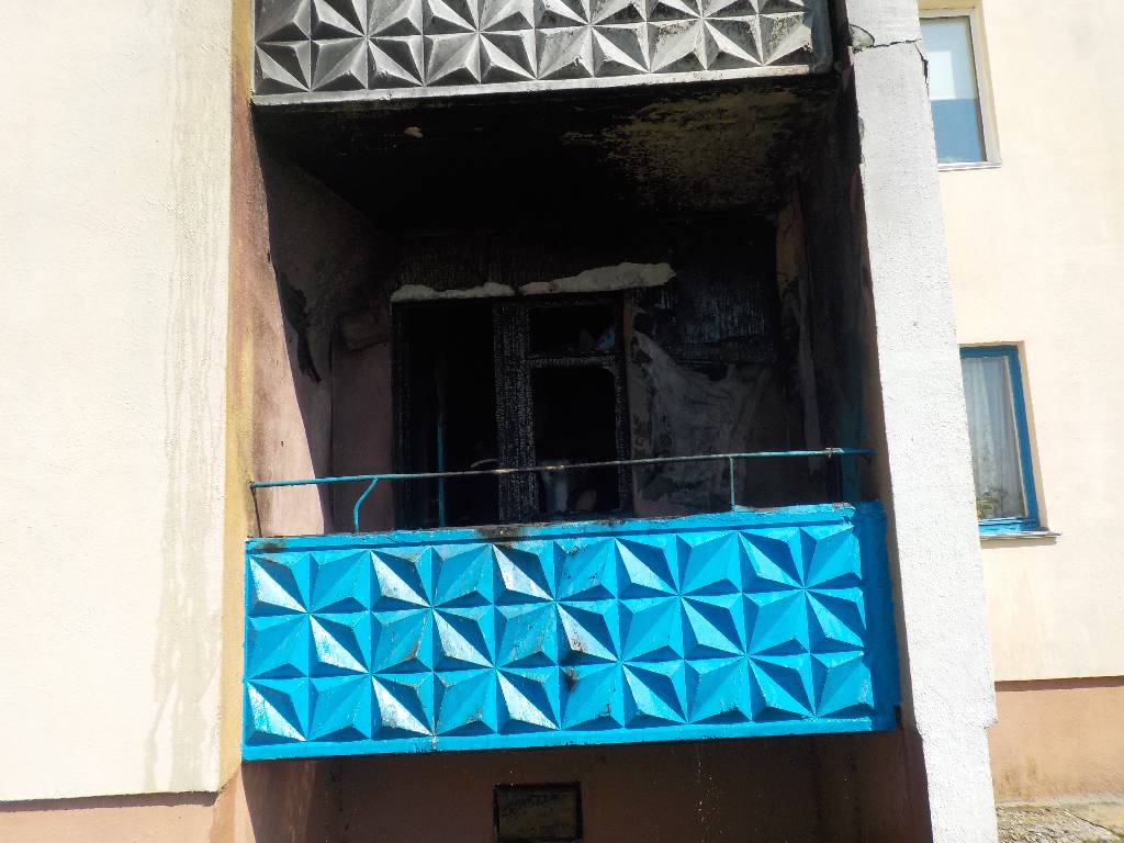 В деревне Осово горел балкон