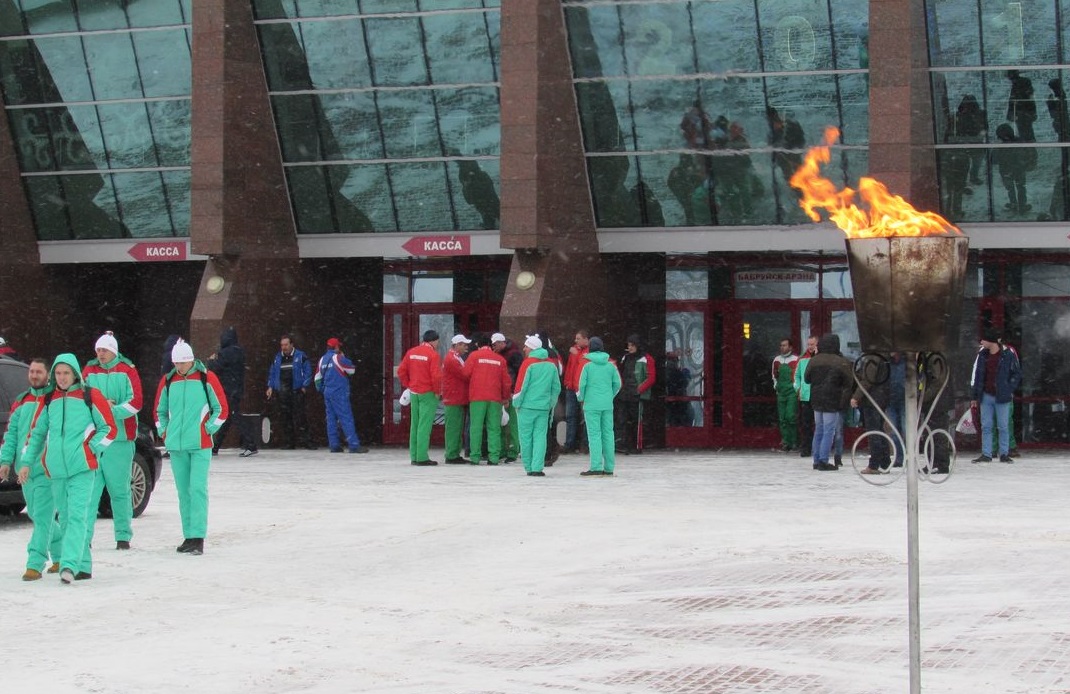 Зимний спортивный праздник работников АПК проходит в Бобруйске