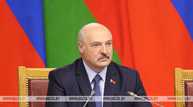 Лукашенко на форуме в Санкт-Петербурге говорил о сотрудничестве, общей истории, молодежи и интеграции