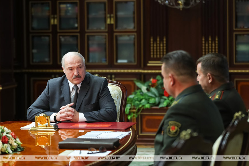 “Никакого бряцания оружием” – Лукашенко рассказал о белорусской реакции на американские танки в Литве