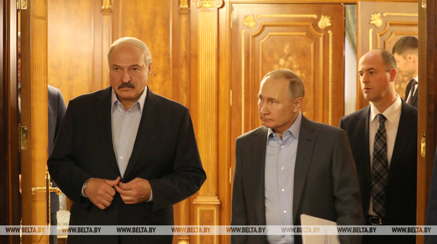 Александр Лукашенко и Владимир Путин проводят встречу в Красной Поляне
