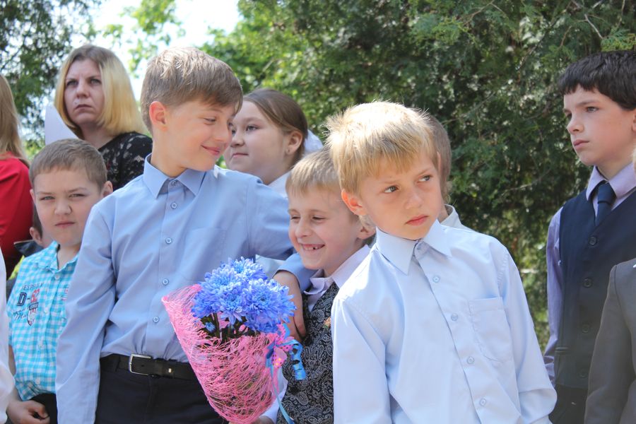 Лукашенко заявляет о необходимости начинать учебный процесс в школах со следующей недели