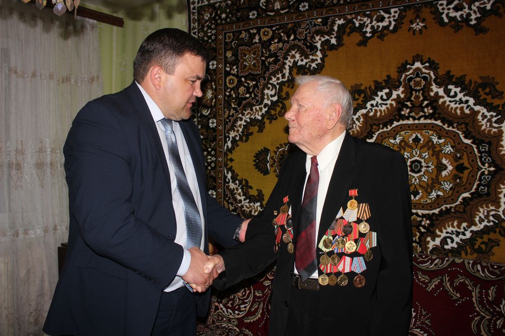 В Бобруйском районе вручают юбилейные медали «75 лет Победы в Великой Отечественной войне 1941-1945 годов»