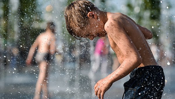 Рекомендации МЧС: как избежать последствий жары и сохранить своё здоровье