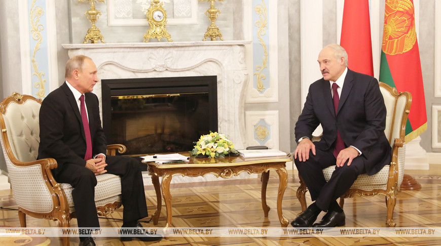 Двусторонняя повестка, пандемия и выборы – состоялся телефонный разговор Лукашенко и Путина