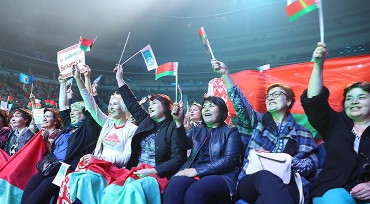 Женщины — за Беларусь!