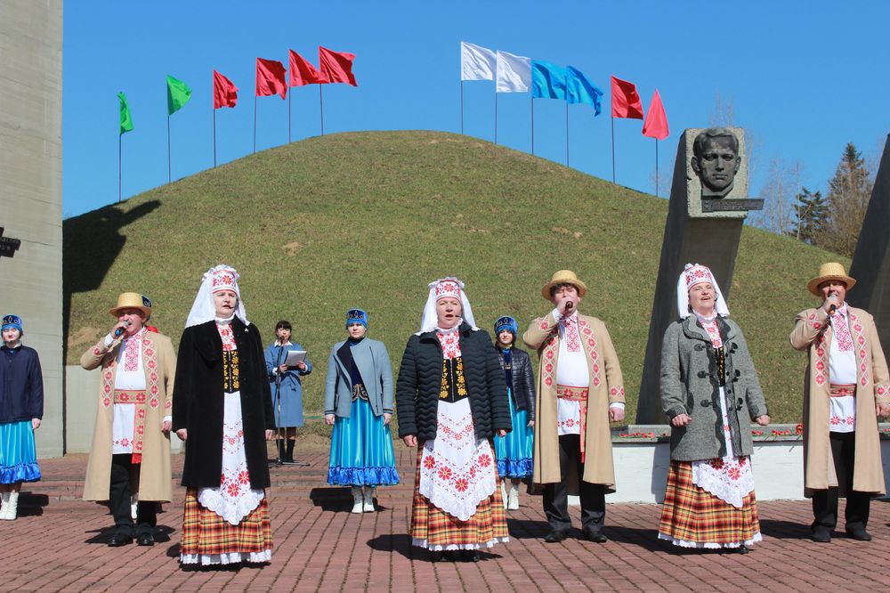 Торжественное мероприятие, посвященное Дню единения народов Беларуси и России, прошло сегодня в Бобруйском районе