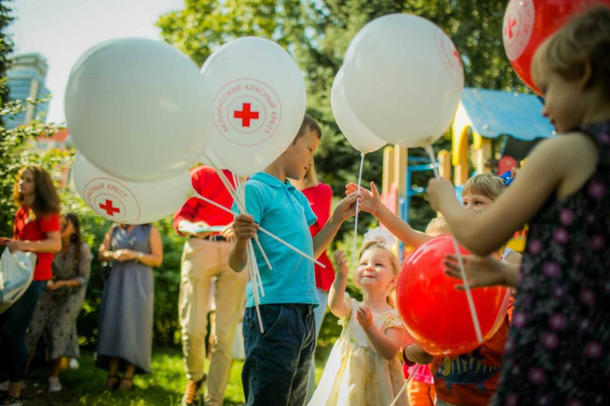Красный Крест проведет благотворительную акцию «Соберем детей к школе»