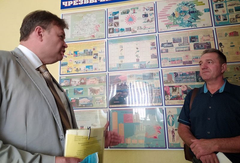 Владимир Гацко встретился с избирателями и ответил на вопросы о вакцинации