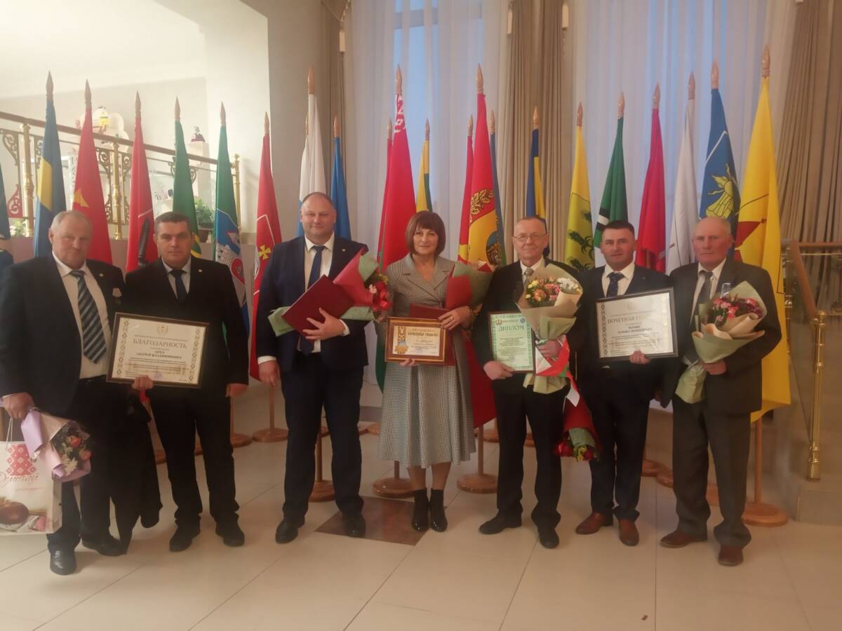 Кого из Бобруйского района наградили на областных «Дожинках»?