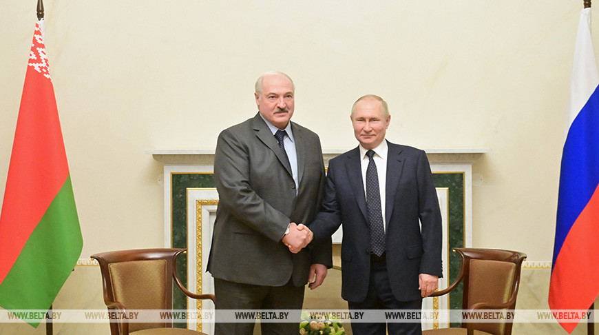 “Дело не в лести”. Лукашенко поблагодарил лично Путина за поддержку Беларуси