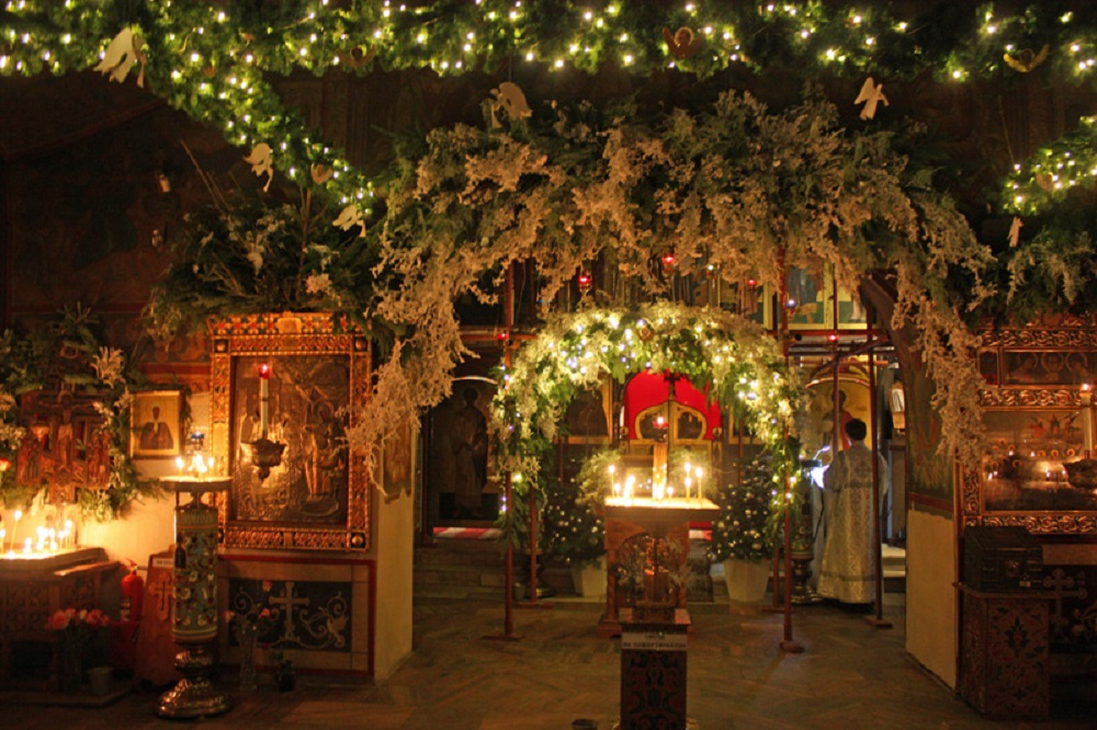 Православные христиане Беларуси встречают Рождественский сочельник