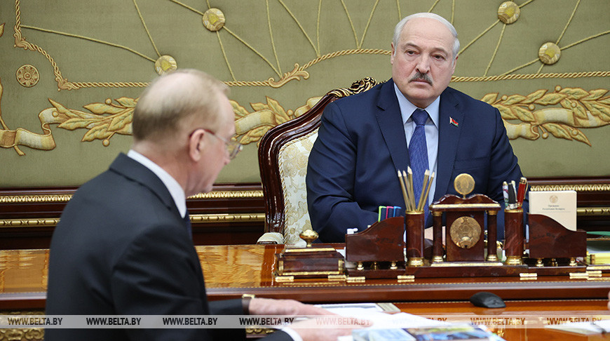 Лукашенко поддержал проект указа по цифровому развитию, кроме одного положения