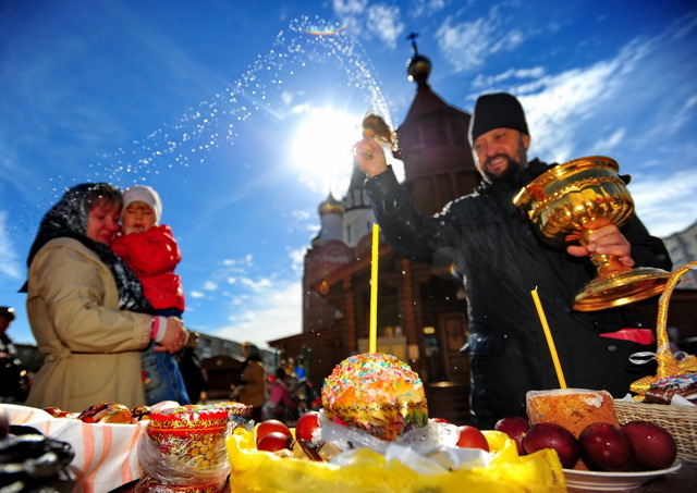 Расписание пасхальных богослужений и освящения куличей в храмах Бобруйска