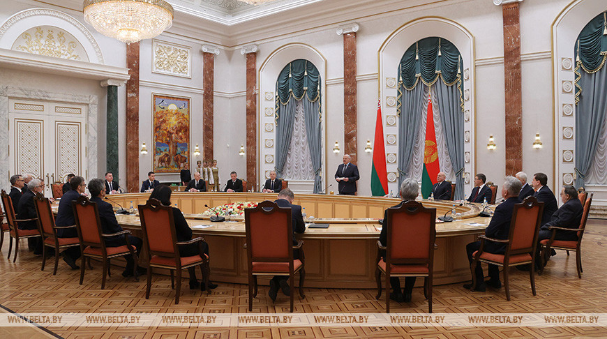 Президент: народы Беларуси и России отвечали и будут отвечать на вызовы вместе