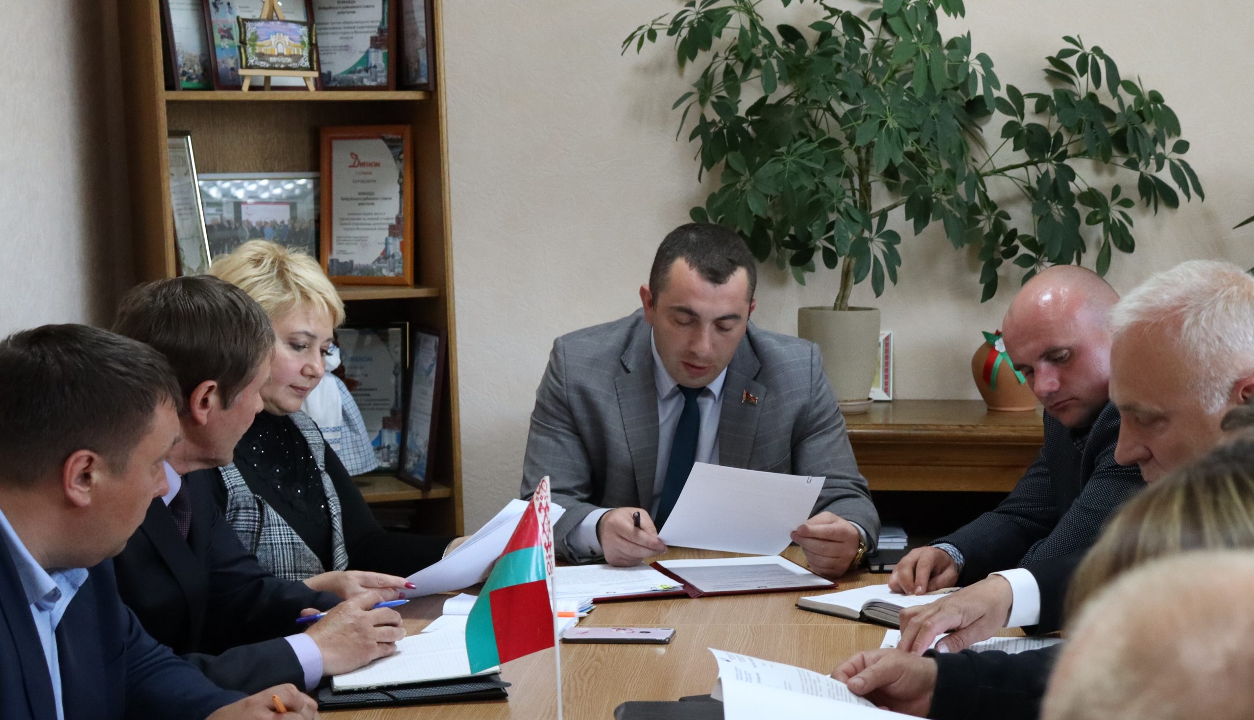 Вопрос содействия занятости населения Бобруйского района обсудили на заседании президиума райсовета депутатов
