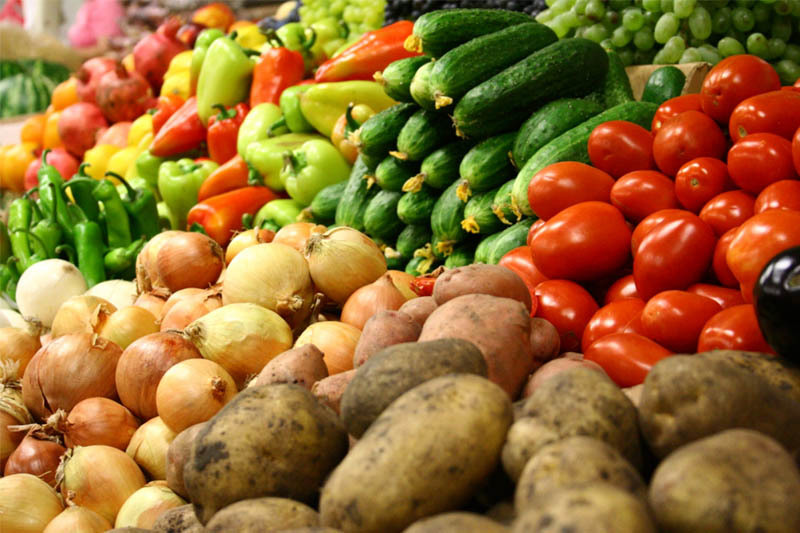 Овощи и фрукты в июле 2022 года стали дешевле. Такие данные показал профсоюзный мониторинг