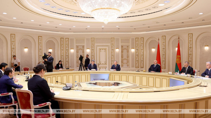 “Есть хорошие наработки”. Лукашенко предложил Мурманской области перейти к новому этапу сотрудничества