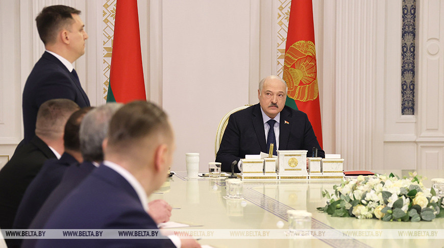 Кадровый день у Лукашенко. Новые руководители в районах и другие назначения