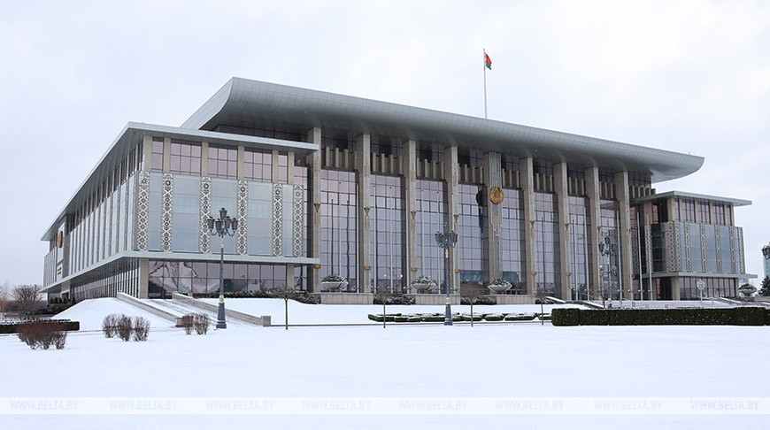 Лукашенко подписал законы о деятельности парламента. Что изменится в работе депутатов и сенаторов?