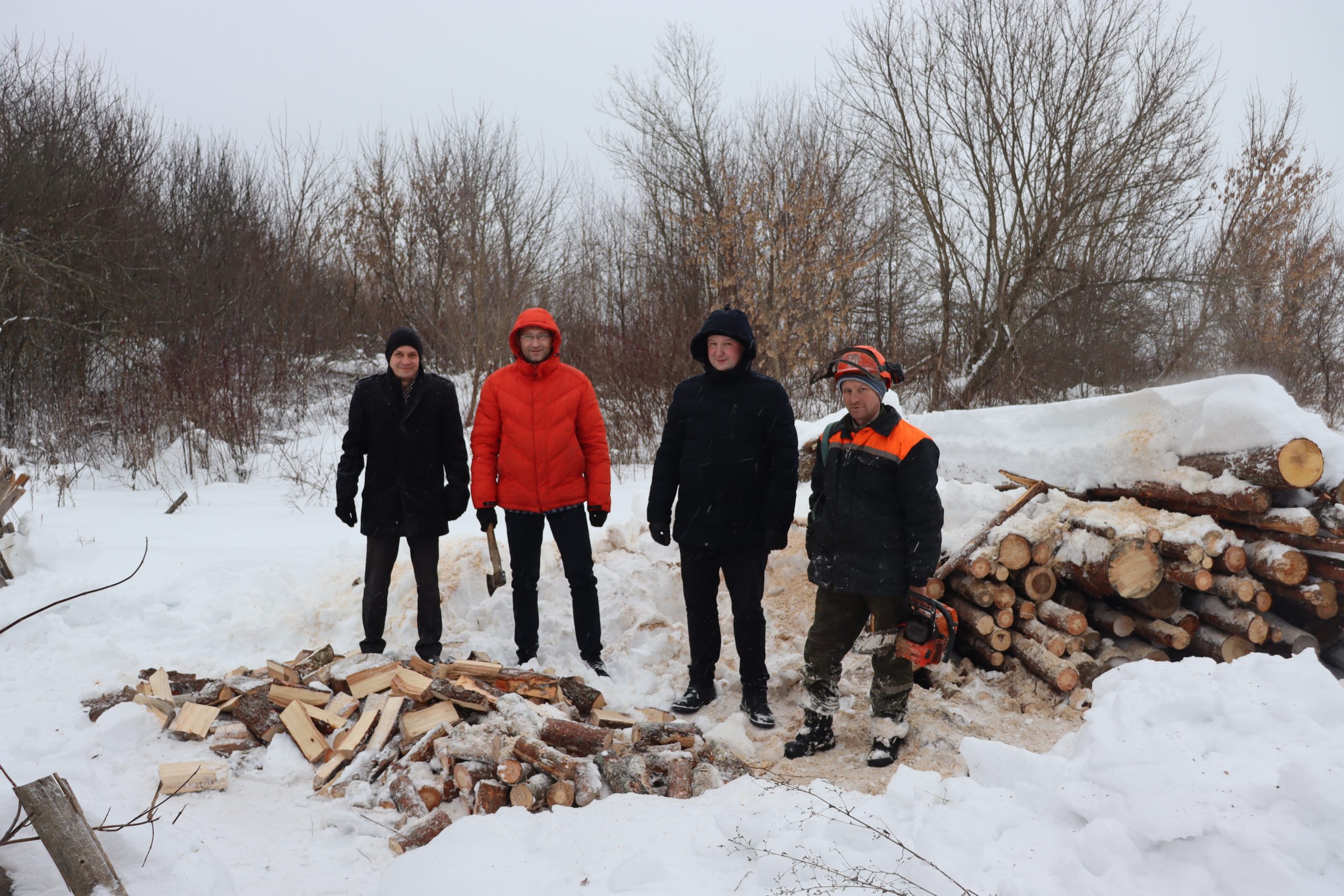 Акция ОО «БРСМ» «Эстафета тепла» сегодня пришла в деревню Побоковичи