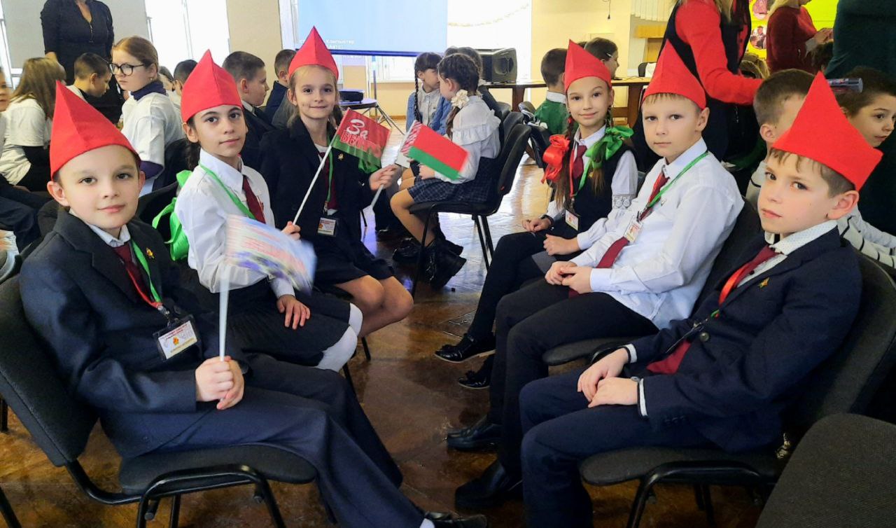 Школьники района приняли участие в пионерском/октябрятском квизе