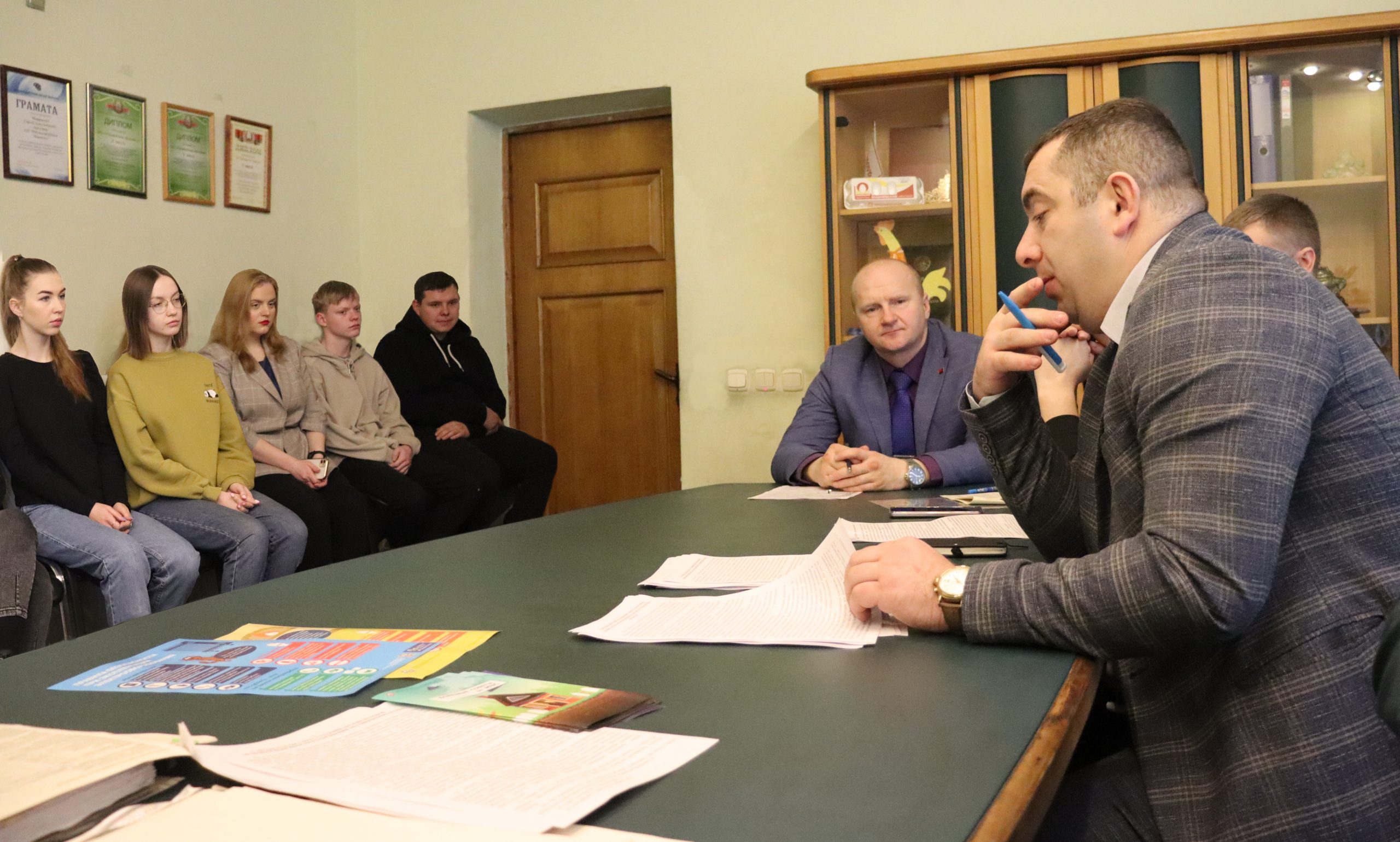 Глава депутатского корпуса района встретился с молодыми специалистами ЗАО «Птицефабрика «Вишневка»