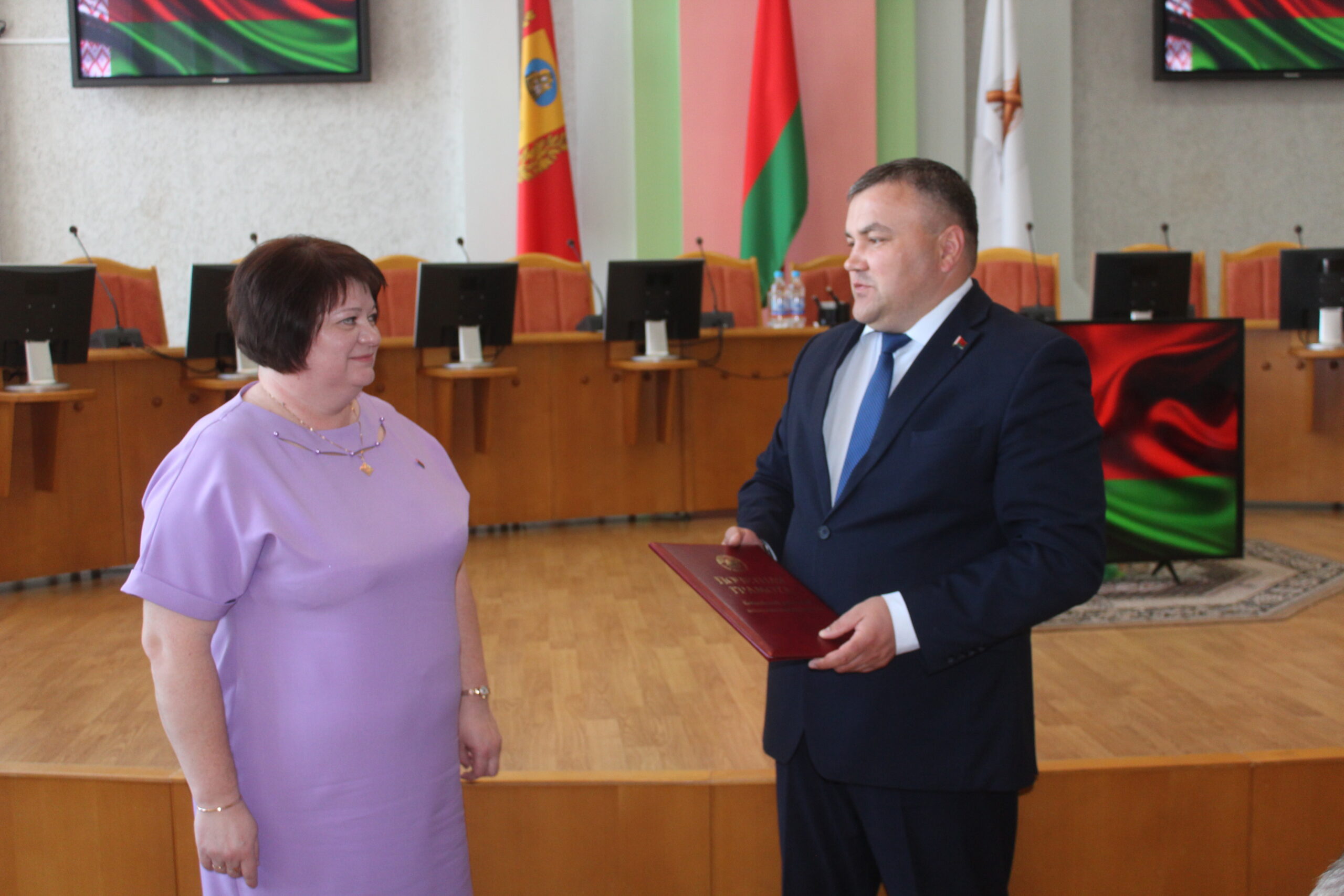 Заместитель председателя Марина Тарелкина награждена Почетной грамотой райисполкома