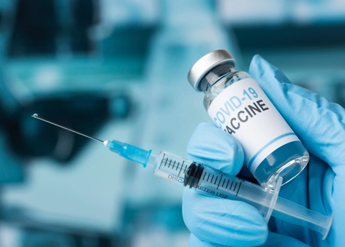 Бустерная вакцинация — высокая защита от COVID-19