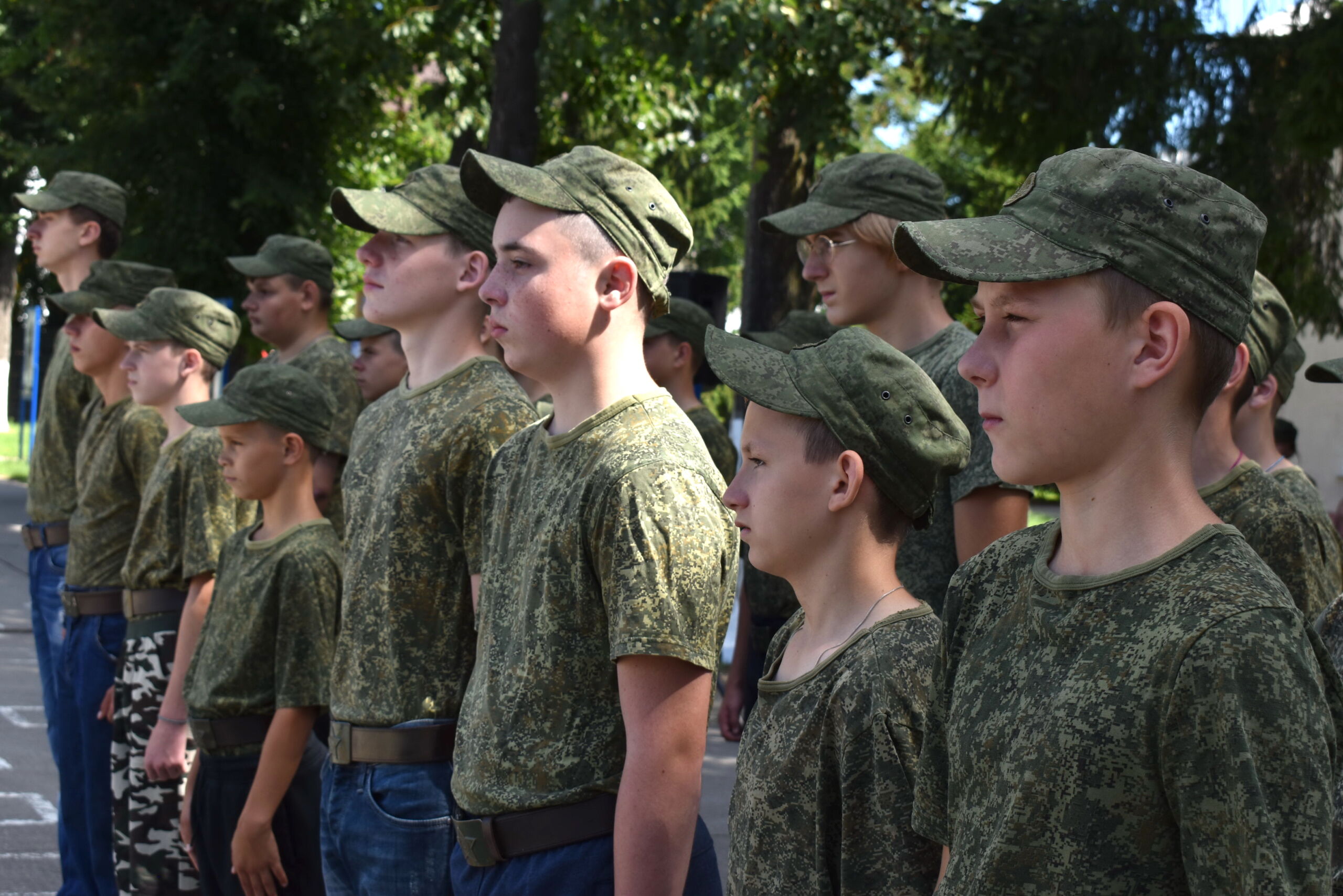 Сегодня торжественно открылся районный военно-патриотический лагерь «Родина»