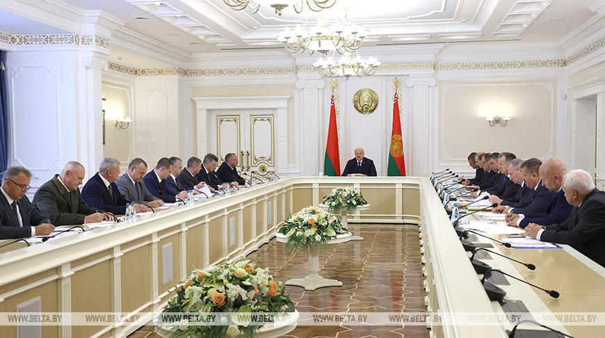 Ситуация в свиноводстве стала темой совещания у Лукашенко