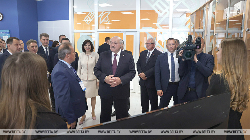 Лукашенко: для Беларуси талантливые люди, интеллект нации – самое большое богатство