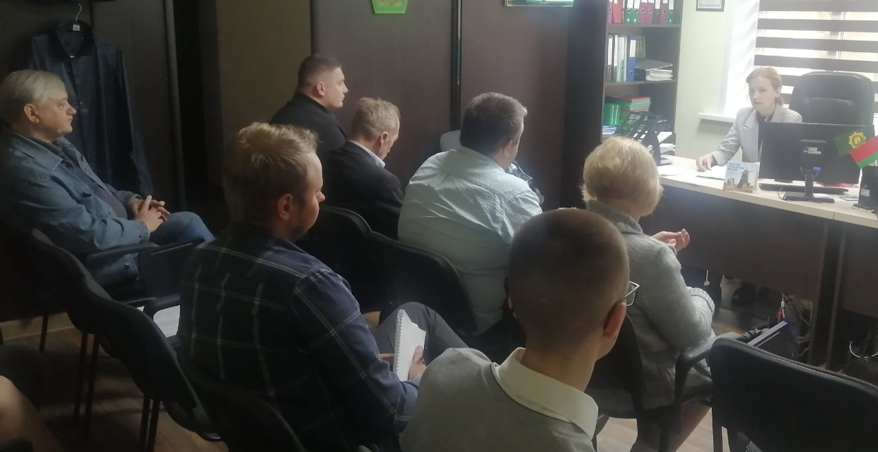 Обучающий семинар по вопросам охраны труда прошел в Бобруйском лесхозе