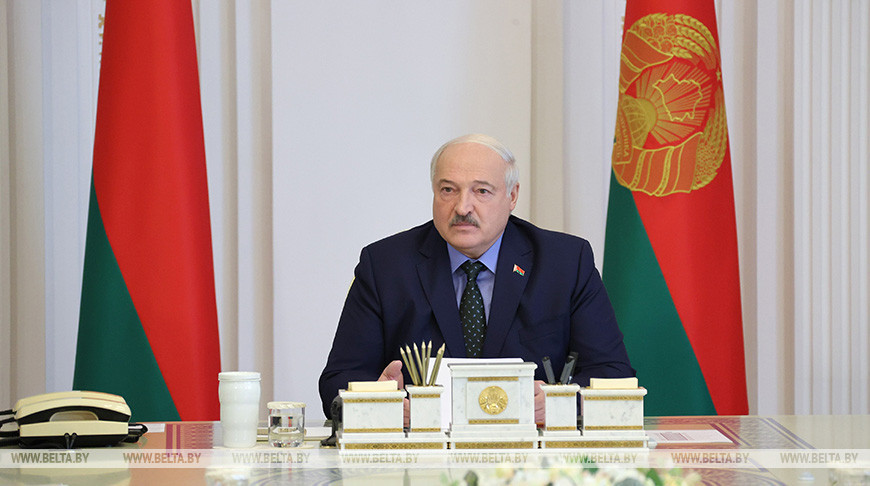 У Лукашенко обсуждают необходимость создания военных прокуратур