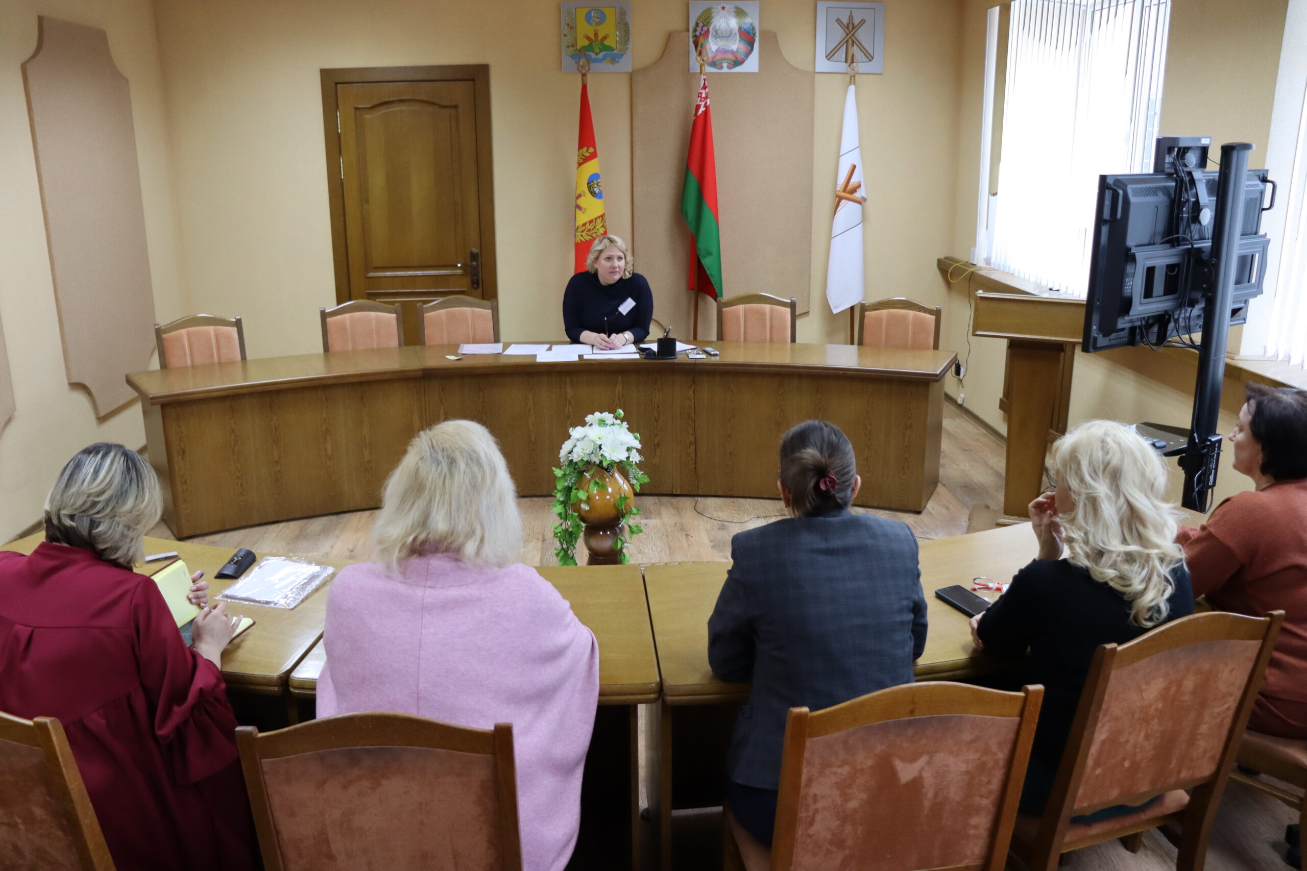Районная избирательная комиссия рассмотрела вопрос о регистрации кандидатов в депутаты Бобруйского райсовета депутатов