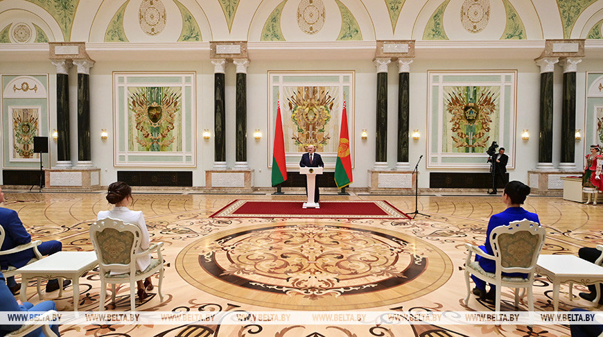 Лукашенко: полет Василевской вывел Беларусь на новый уровень участия в космических программах