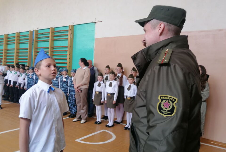 Спортивно-патриотическая игра «Зарничка» прошла в Химовской школе 