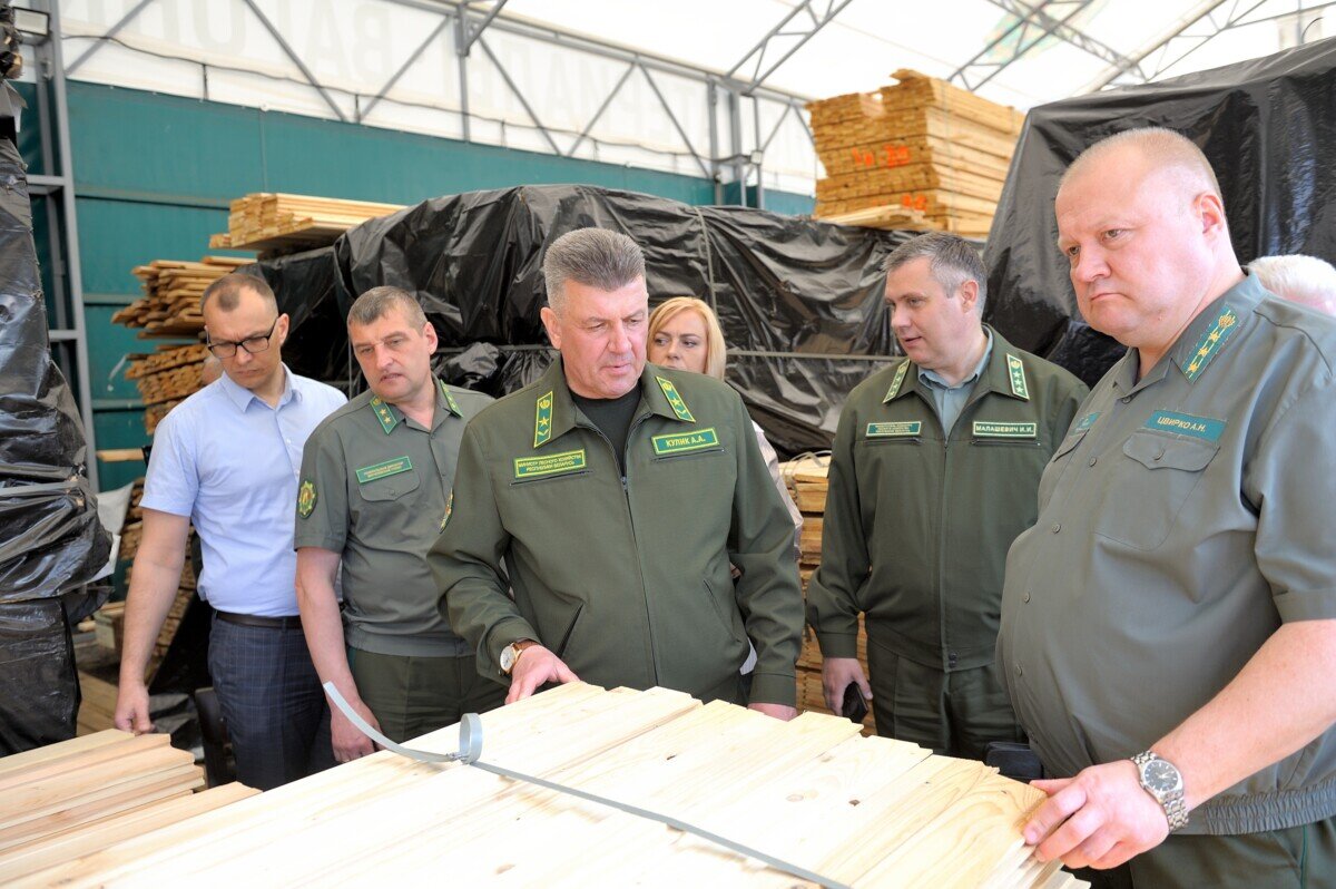 Прадаваць праз “Лясны домік” болей, паслугу аказваць якасна