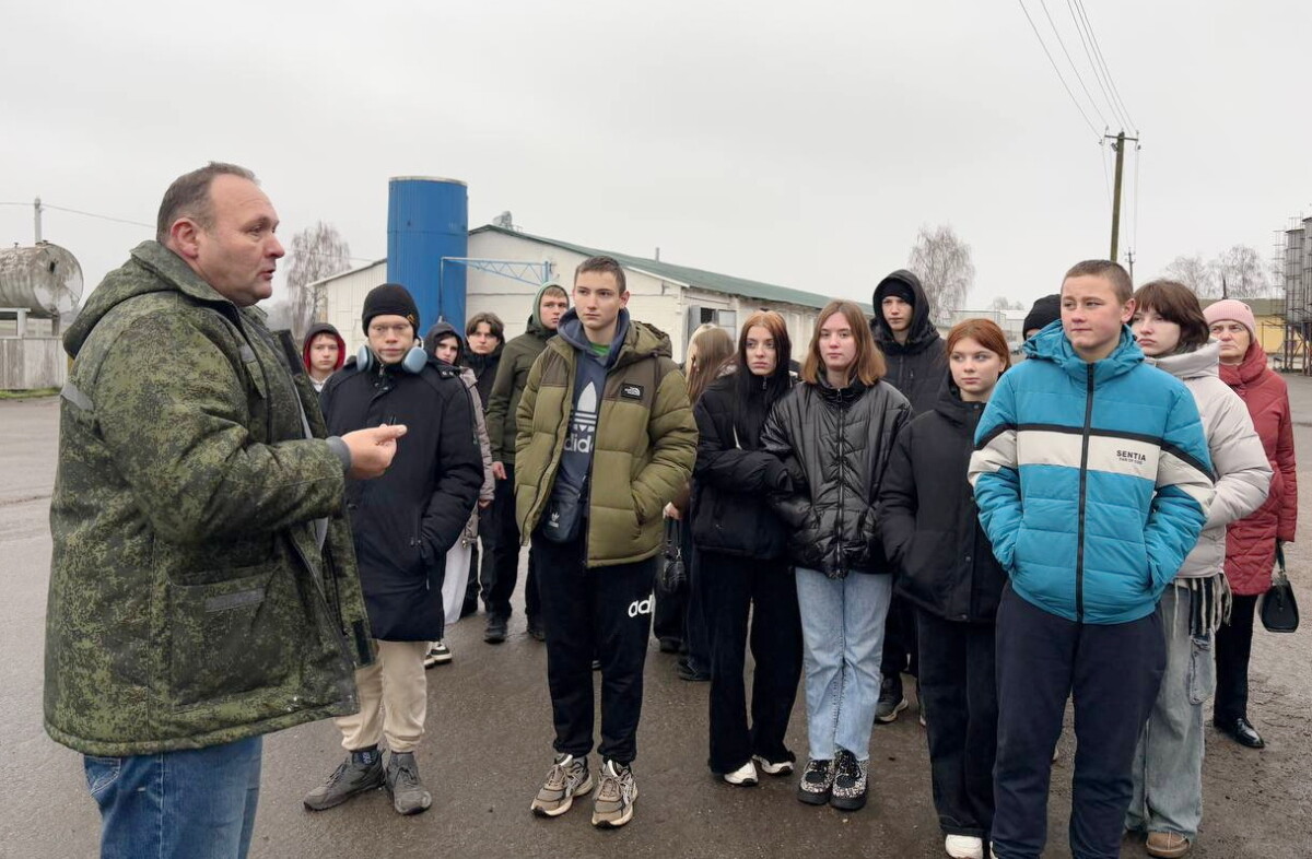 Школьники из Глусского района посетили сельхозпредприятия Бобруйщины