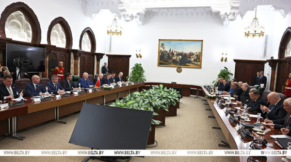 Лукашенко: Беларусь и Алжир в ближайшие год-два должны выйти на товарооборот хотя бы $500 млн