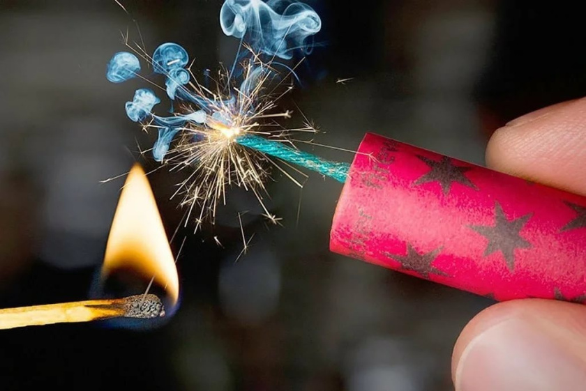 Осторожно, петарда!