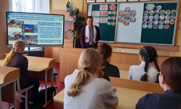 О том, как быть достойным гражданином, говорили в Телушской школе