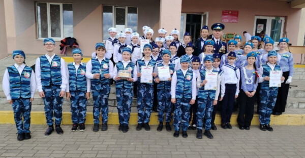 Районный этап спортивно-патриотической игры «Зарничка» прошел в Химовской школе