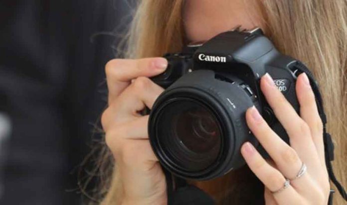 В Беларуси стартовал фотоконкурс «Белорусская женщина-труженица»