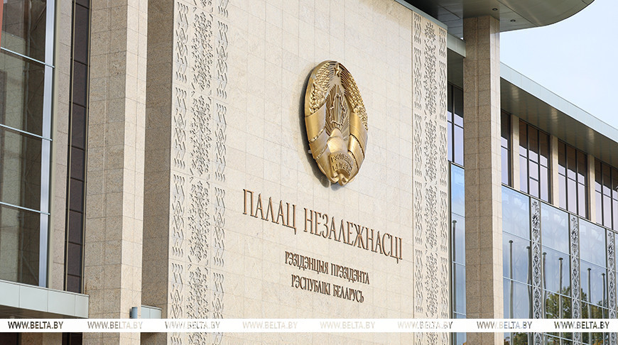 Ликвидация последствий непогоды в Гродно и помощь аграриям на уборочной. Лукашенко заслушал доклад Синявского